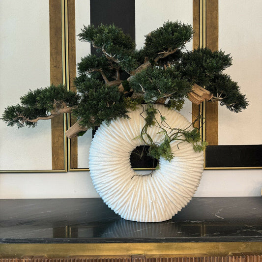 Grand vase Eternity avec bonsaï suspendu et bois flotté
