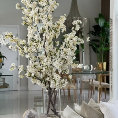 Fleurs de cerisier dans cylindre en verre de 40 cm
